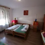 Malomtavi Vendeghaz شقة تابولتْسا