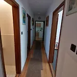 Malomtavi Vendeghaz شقة