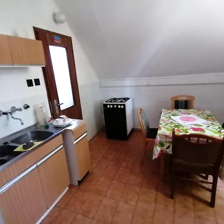 Malomtavi Apartman