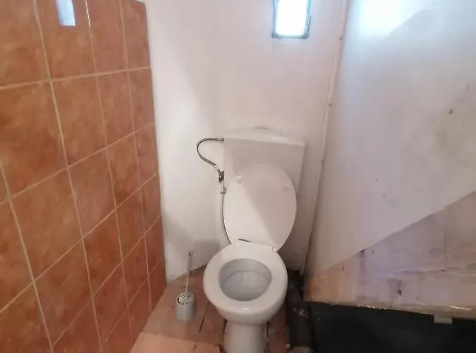 Malomtavi Vendeghaz *