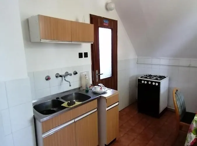 Malomtavi Vendeghaz 公寓 *